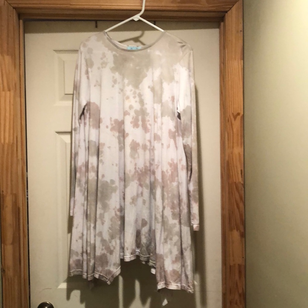 Nice boutique tunic!  Great for winter months.